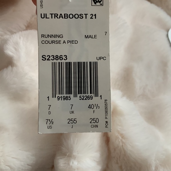 Brand New Adidas UltraBOOST Light Running Shoes👟👟👟👟🥰🥰🥰 - Picture 14 of 14